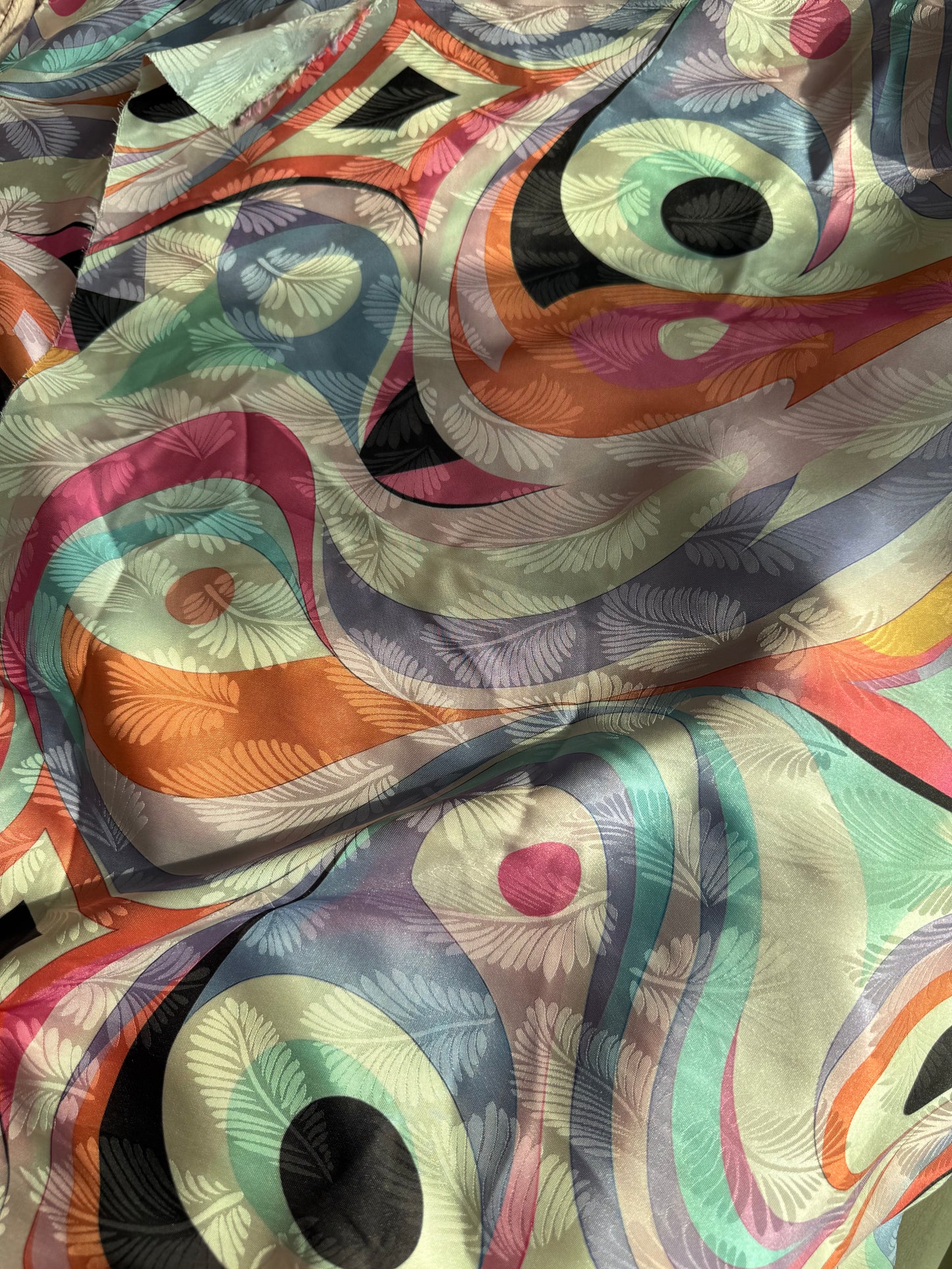 Retro - in Silk Jacquard