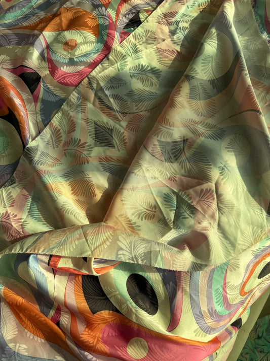 Retro - in Silk Jacquard